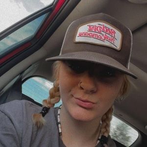 Meet your Posher, Paris